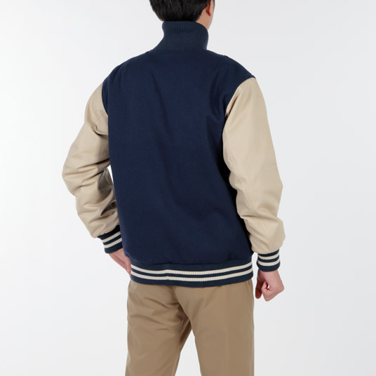 襟を立てた状態