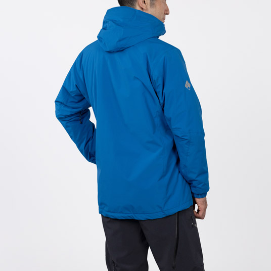 モデル身長170cm／Mサイズ着用