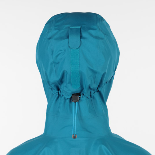 ベルクロでひさしの高さの調節が可能