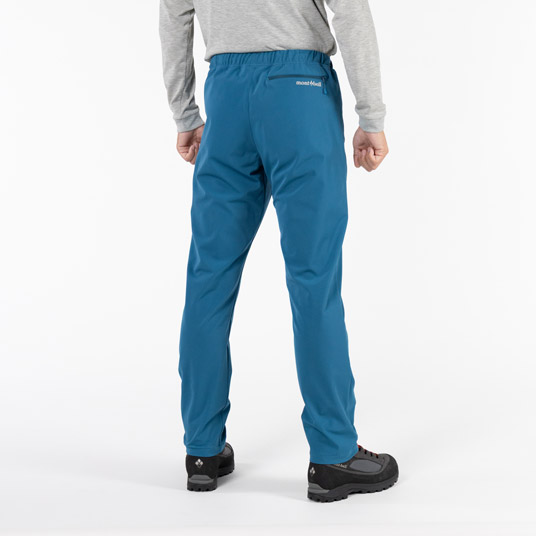 モデル身長175cm／Mサイズ着用