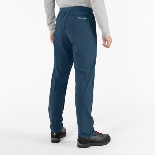 モデル身長175cm／Mサイズ着用