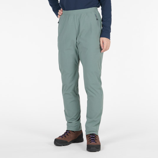 モデル身長163cm／Mサイズ着用