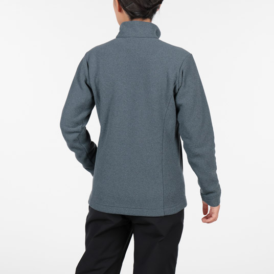 モデル身長159cm／Mサイズ着用