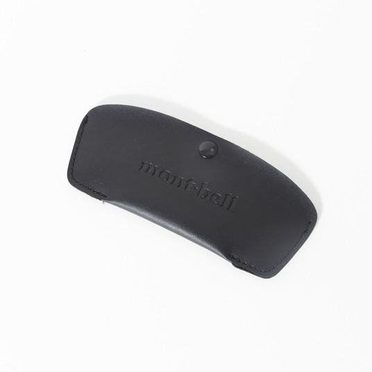 ソフトケース付属