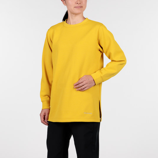 モデル身長163cm／Mサイズ着用