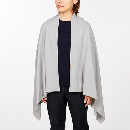 モデル身長158cm／Lサイズ着用