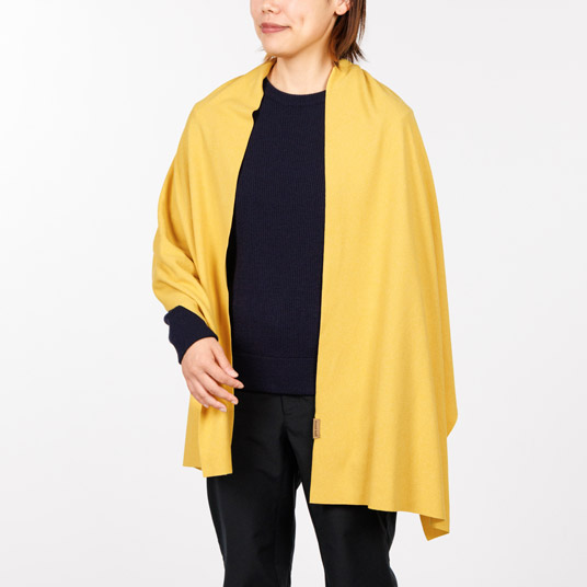 モデル身長158cm／Mサイズ着用