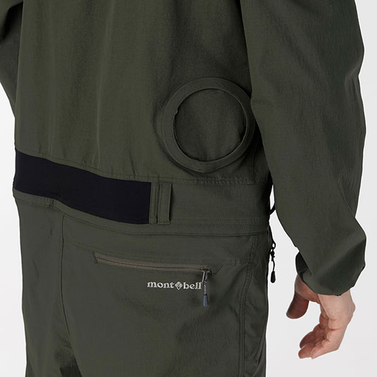 ファン取り付け穴にカバーを装着