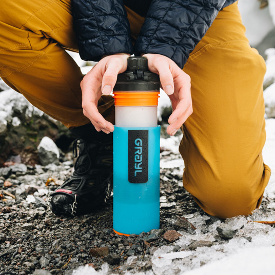 使用方法：インナープレスを押し込む