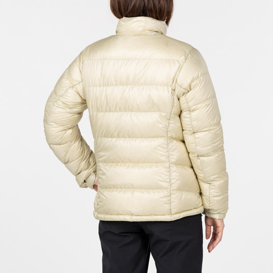 モデル身長170cm／Mサイズ着用