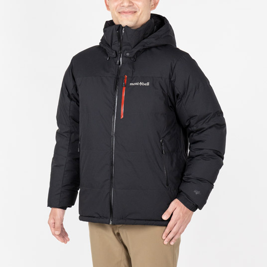 モデル身長179cm／Mサイズ着用