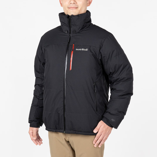 フードを取り外した状態