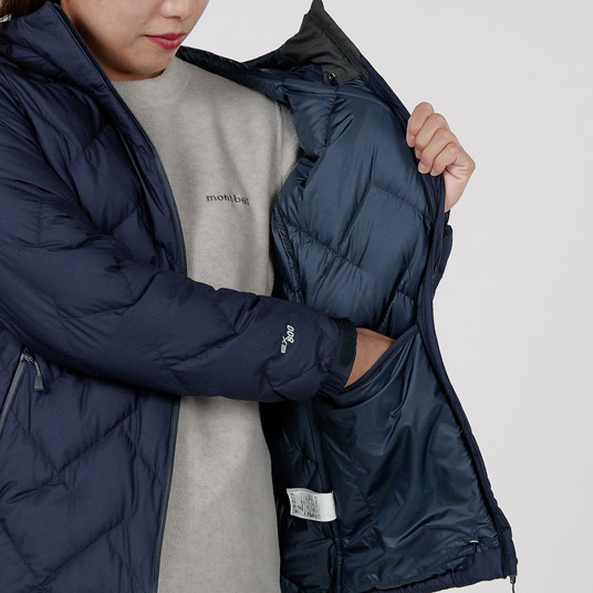 グローブなどが入れられる内ポケット