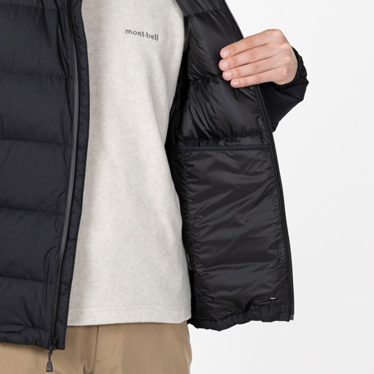 グローブなどが入れられる内ポケット