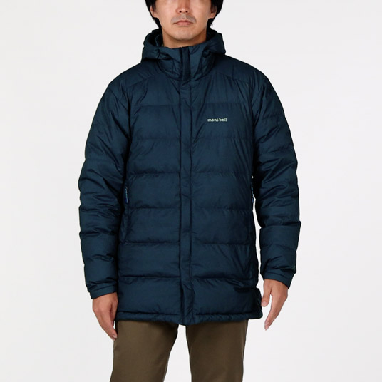 モデル身長183cm／Mサイズ着用