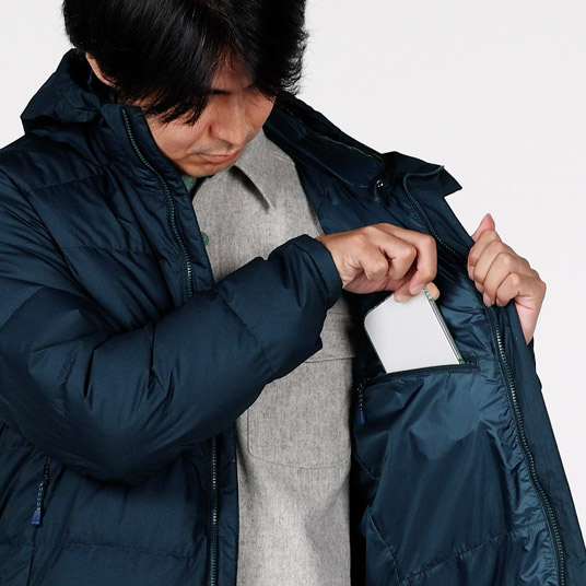 ジッパー付きの内ポケット