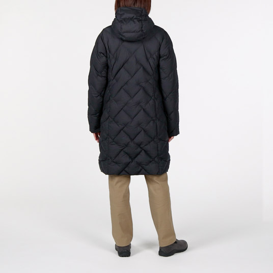 モデル身長170cm／Mサイズ着用