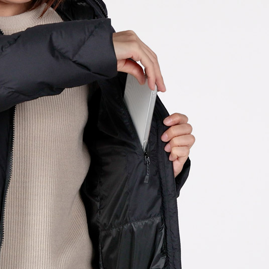 ジッパー付きの内ポケット