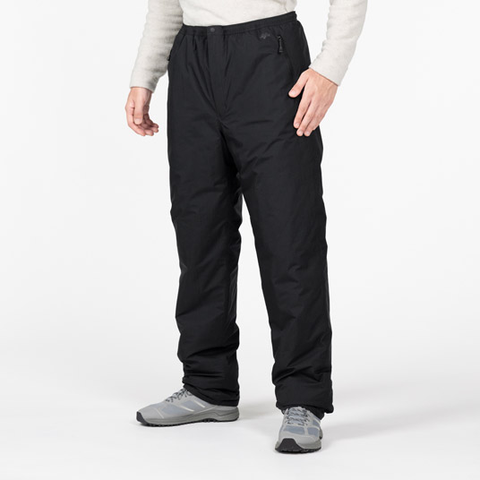 モデル身長179cm／Mサイズ着用