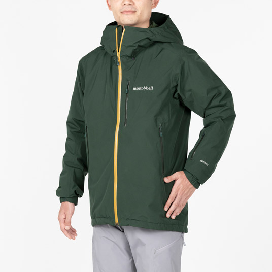 モデル身長179cm／Mサイズ着用