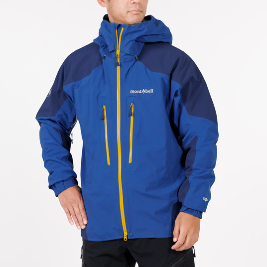 モデル身長178cm／Mサイズ着用