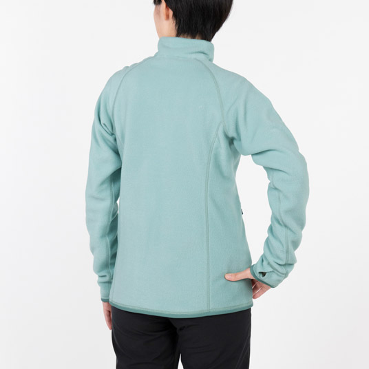 モデル身長167cm／Mサイズ着用