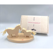 青森ひば　干支飾り「午」